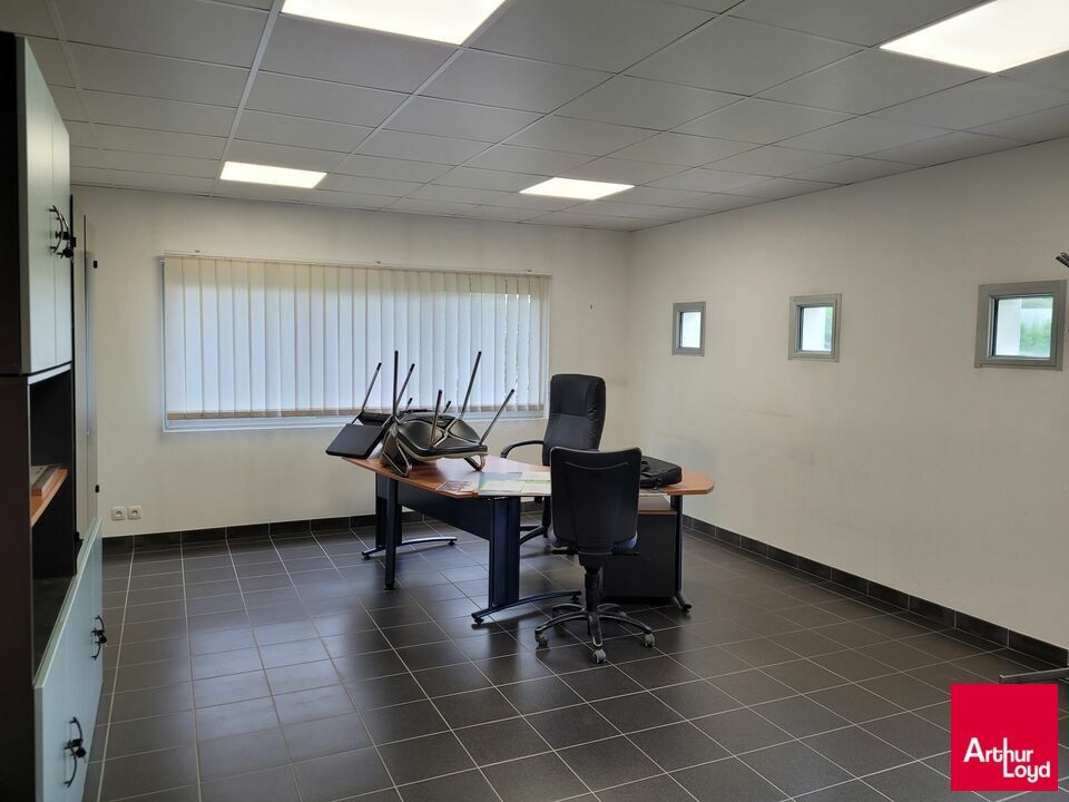 Vente ou location bâtiment activité Le Mans 866m² 