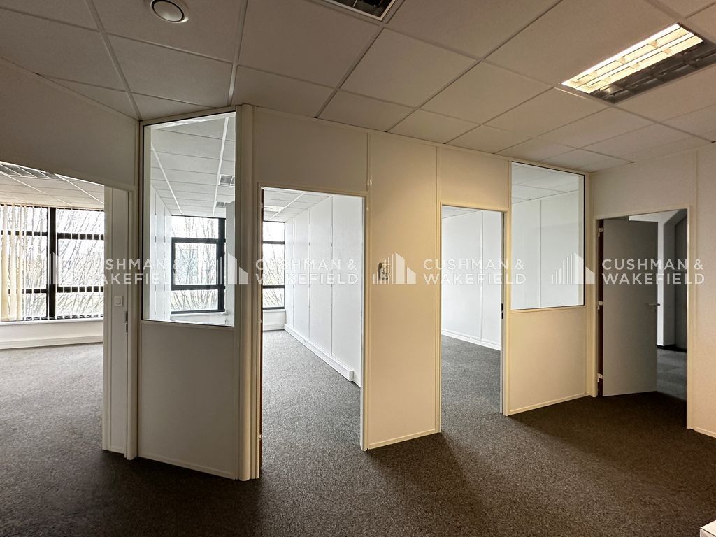 Location bureaux 181 m² non divisibles