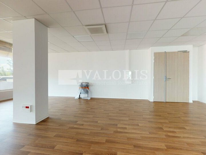Valoris Real Estate vous propose, à la location, des bureaux situés sur la commune d'Andrézieux Bouthéon.