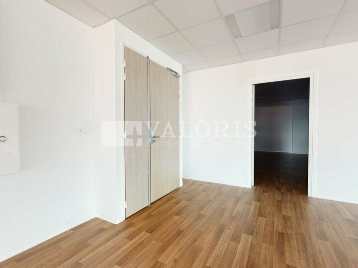 1763.54 m² pour ce bureaux en location à Andrezieux boutheon