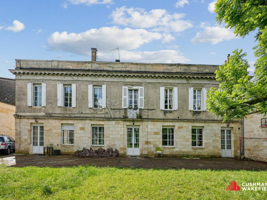 Vente bureaux 240 m² non divisibles