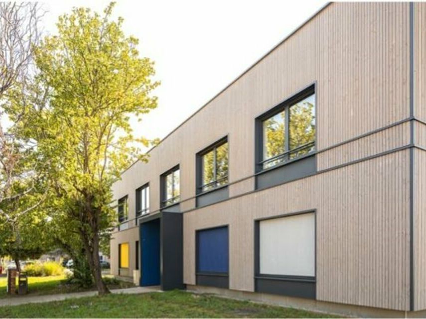 Location bureaux 1030 m² divisibles à partir de 89 m²