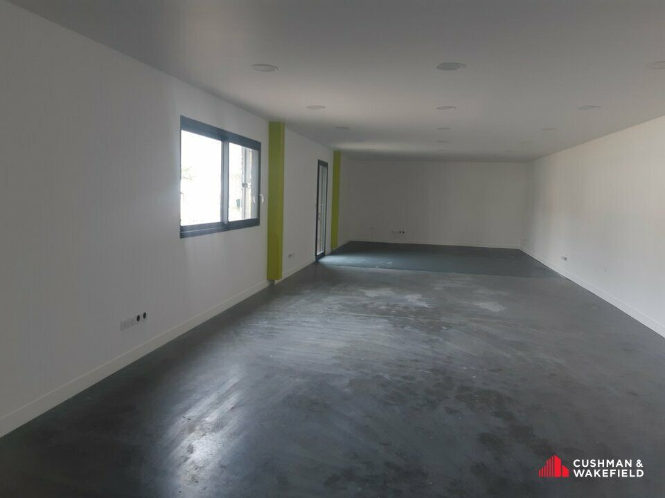 Location bureaux 600 m² divisibles à partir de 74.99 m²