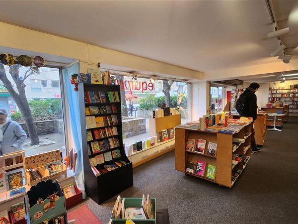 Location bureaux 99 m² non divisibles