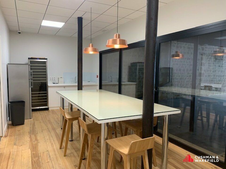 Bureaux de 250m² à usage mixte à vendre quartier des Chartrons