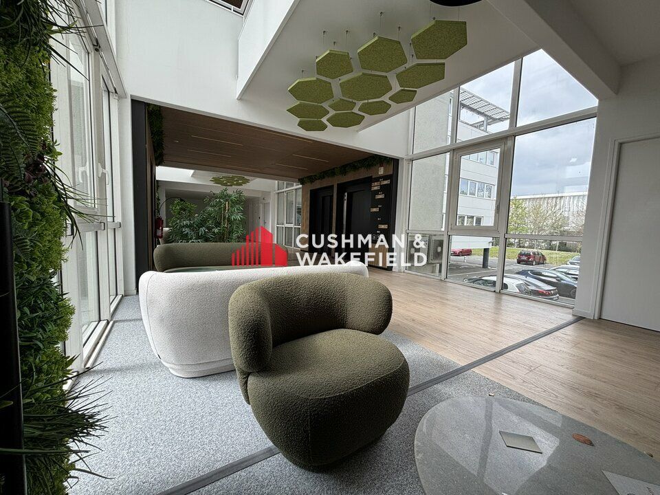 Location bureaux 2109 m² divisibles à partir de 200 m²