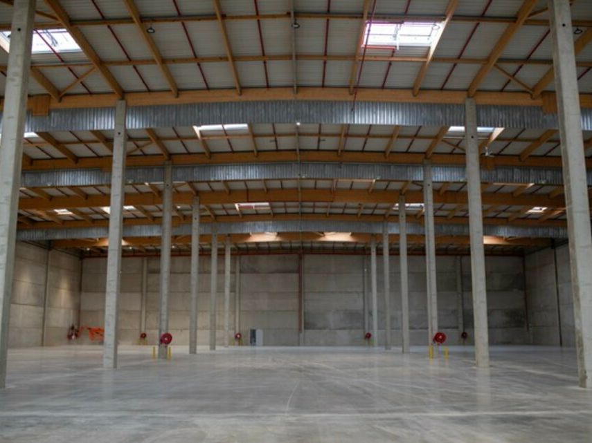 Location entrepot 20000 m² non divisibles