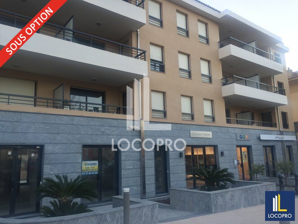 Location local commercial 76 m² non divisibles