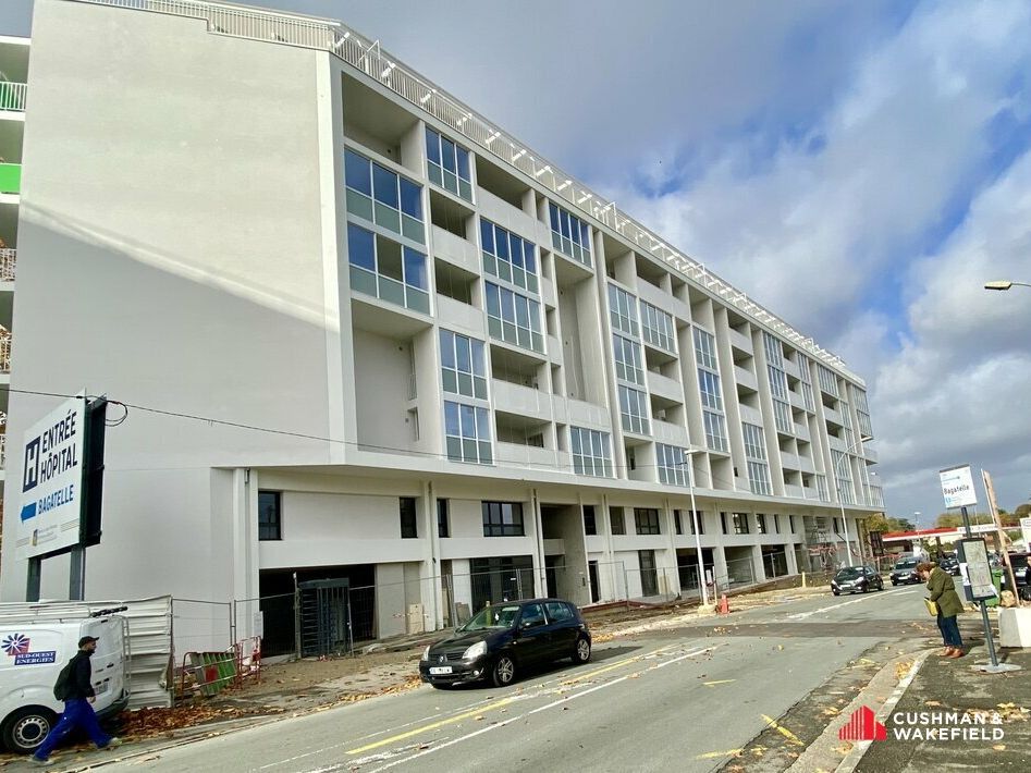 TALENCE BAGATELLE LOCAL COMMERCIAL NEUF A LOUER