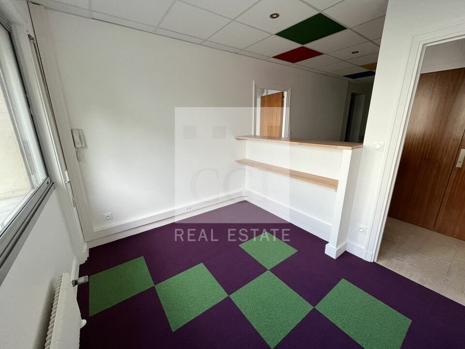 À LOUER – BUREAUX RÉNOVÉS DE 178 M² – LYON 3ème, PROXIMITÉ PART-DIEU