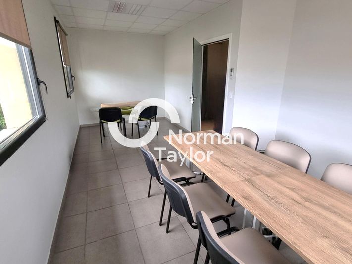 Location bureaux 100 m² non divisibles