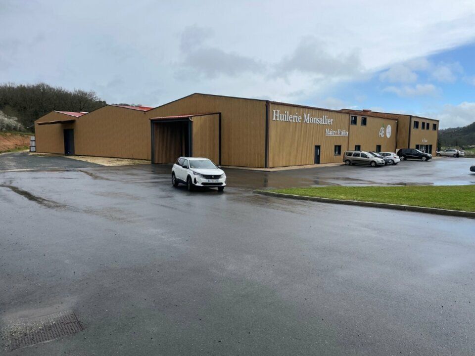 Location activité/entrepôt - 3500 m²