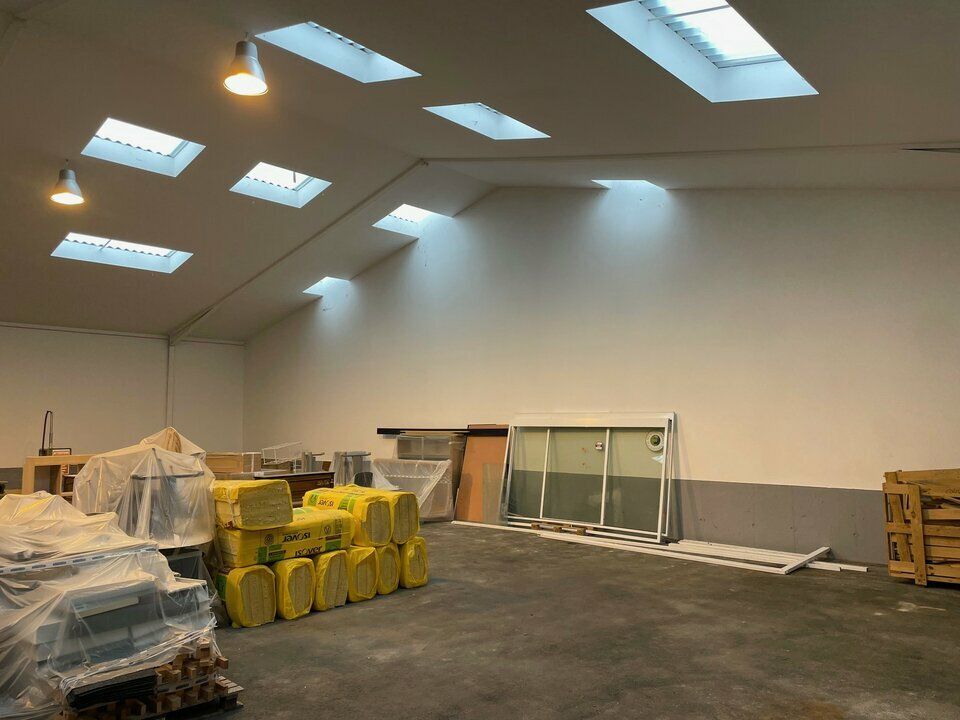 Location local d''activites 501.63 m² non divisibles