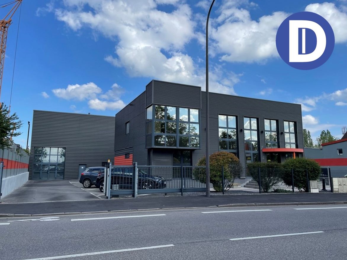 Location activites 800.00 m² non divisibles