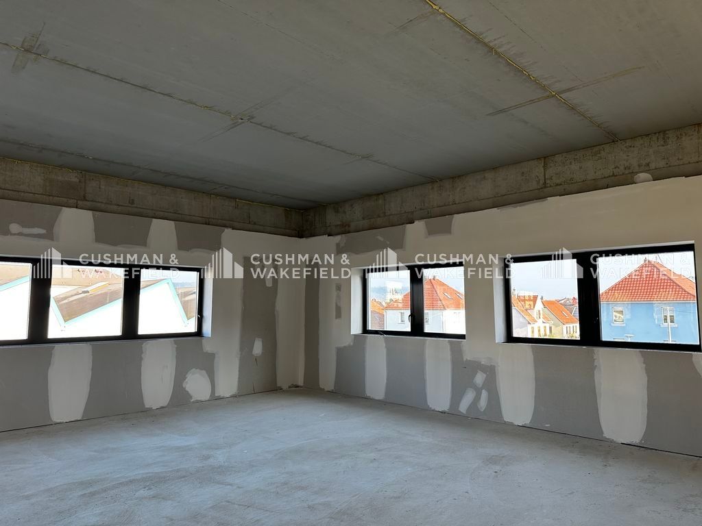 Vente bureaux 545 m² divisibles à partir de 69 m²