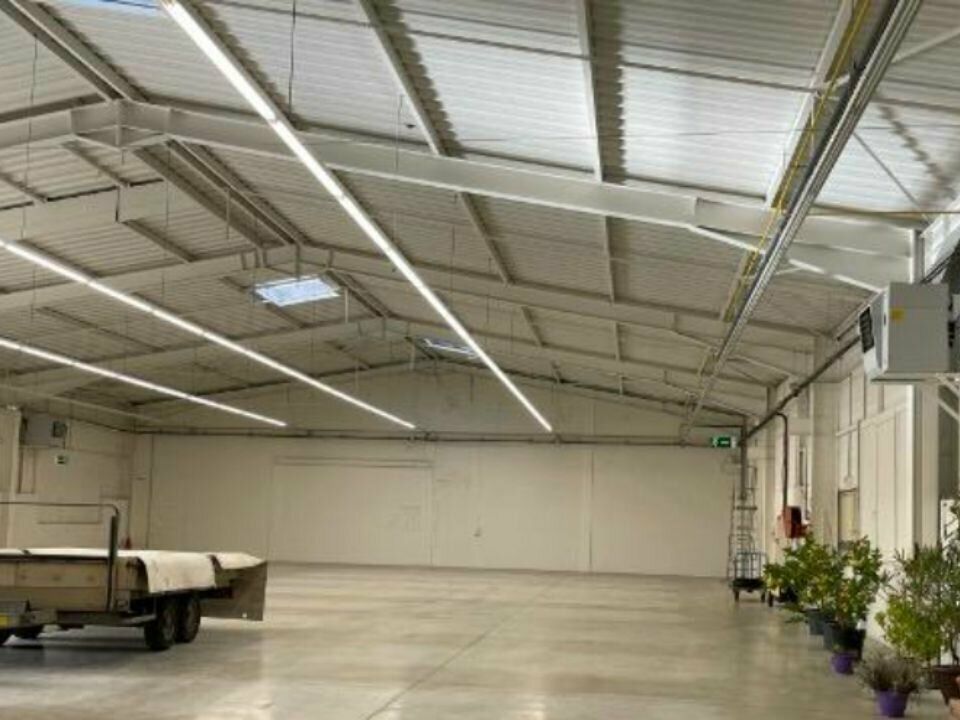 Locaux d'activités de 740m² à louer à proximité de Montbéliard