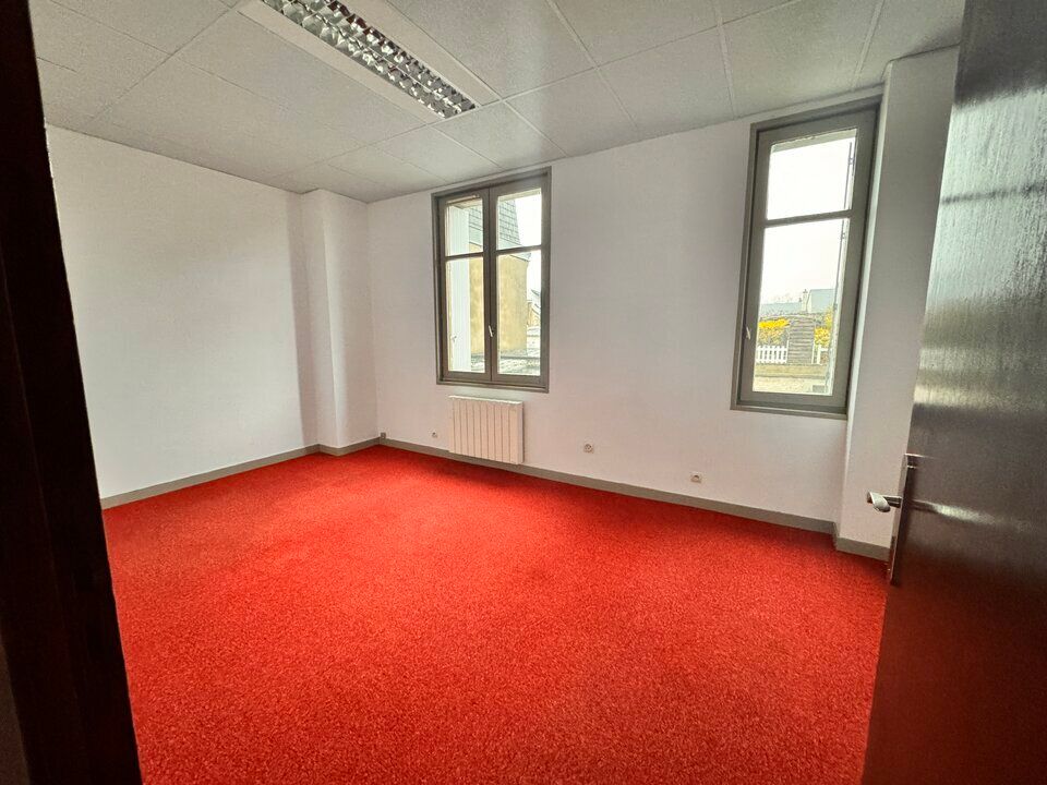 Location bureaux 78 m² non divisibles