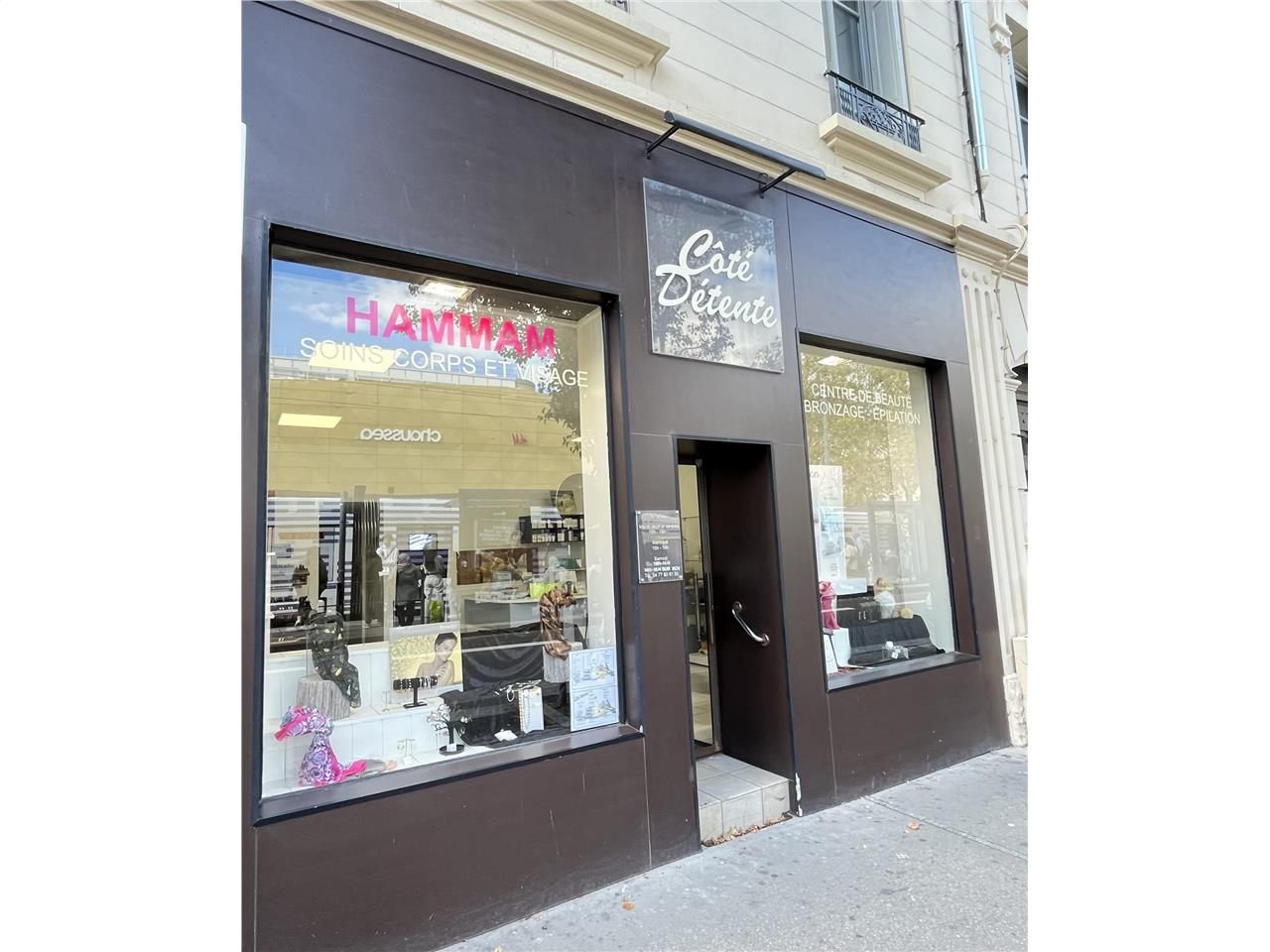 Location inconnu 100 m² à Saint-Etienne