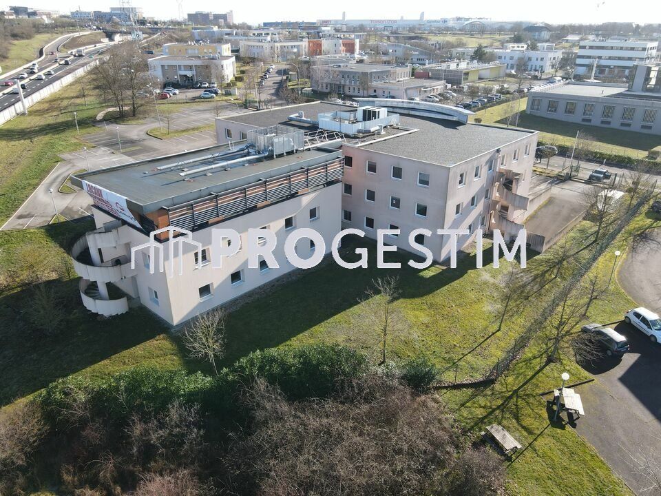 Location bureaux 1503.13 m² divisibles à partir de 221 m²