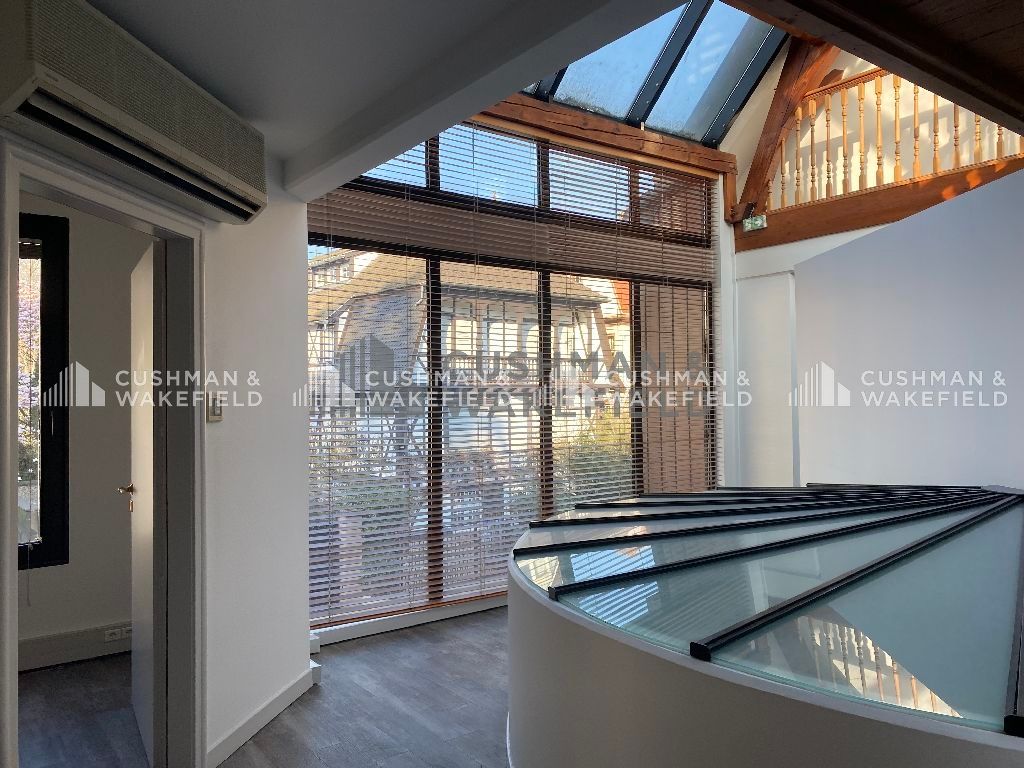 Vente bureaux 528 m² non divisibles