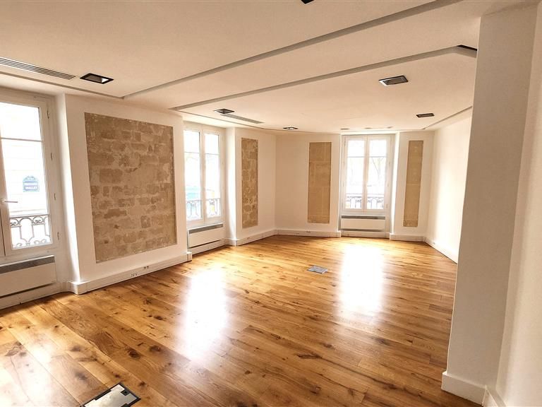 Location Bureaux 85 m² non divisibles