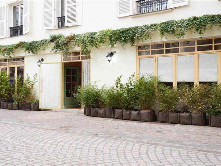 Location local commercial 145 m² non divisibles