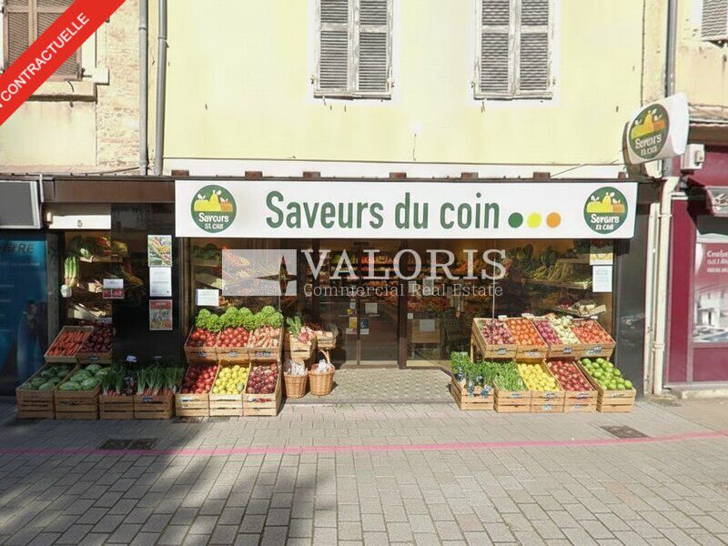 Vente local commercial 427.8 m² non divisibles