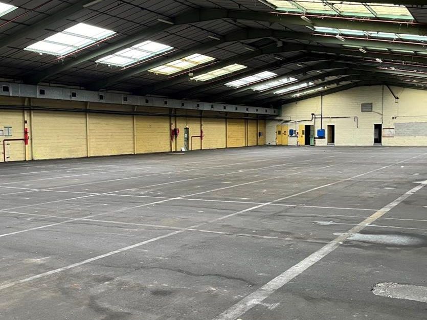 Entrepot Canteleu 6000m²