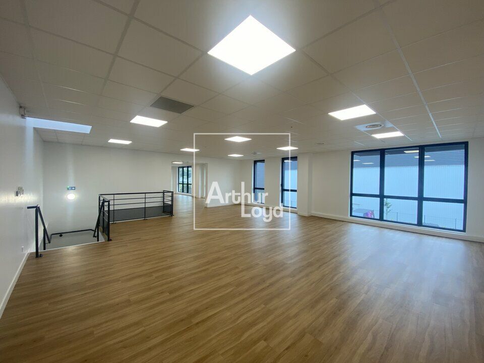 Cellules d'activités neuves à louer 