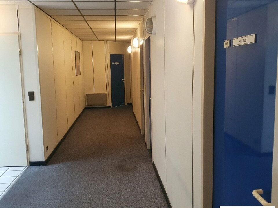 Location bureaux 200 m² non divisibles