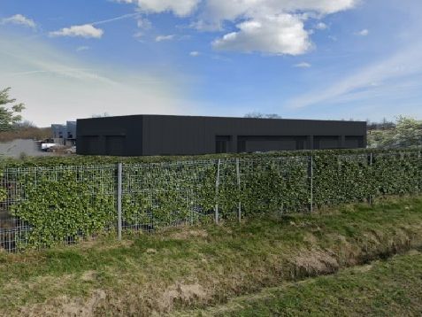 Location local 167 m² à Baurech