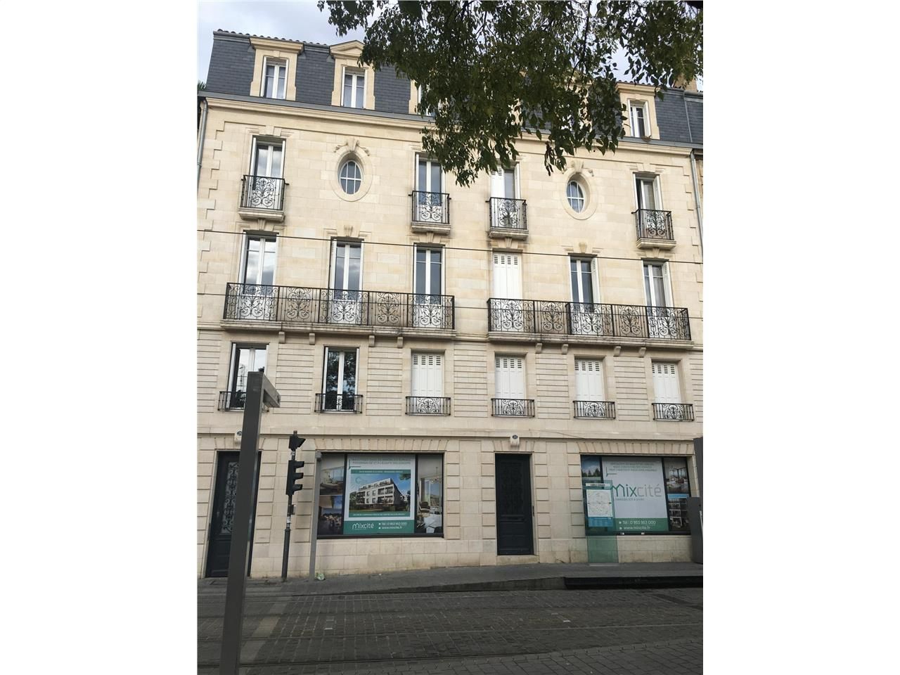 Vente bureaux 159 m² à Bordeaux