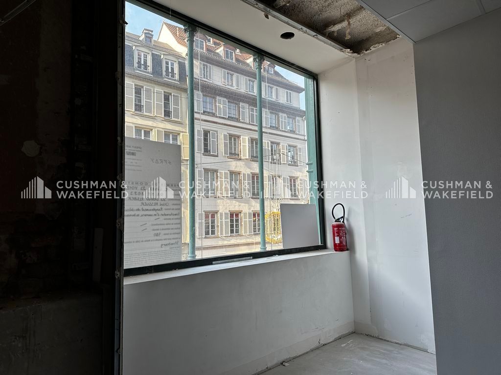 Location bureaux 145 m² non divisibles