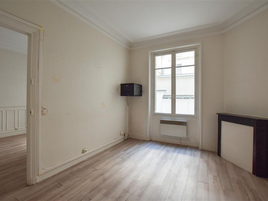 Vente local commercial 44 m² non divisibles