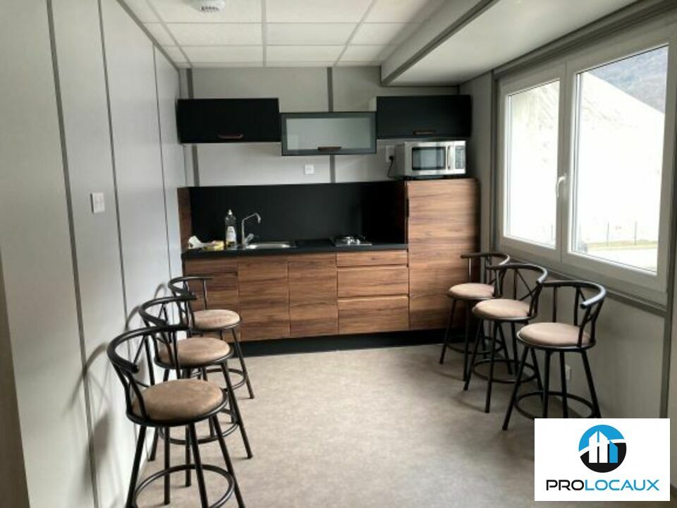 Location bureaux 130 m² non divisibles