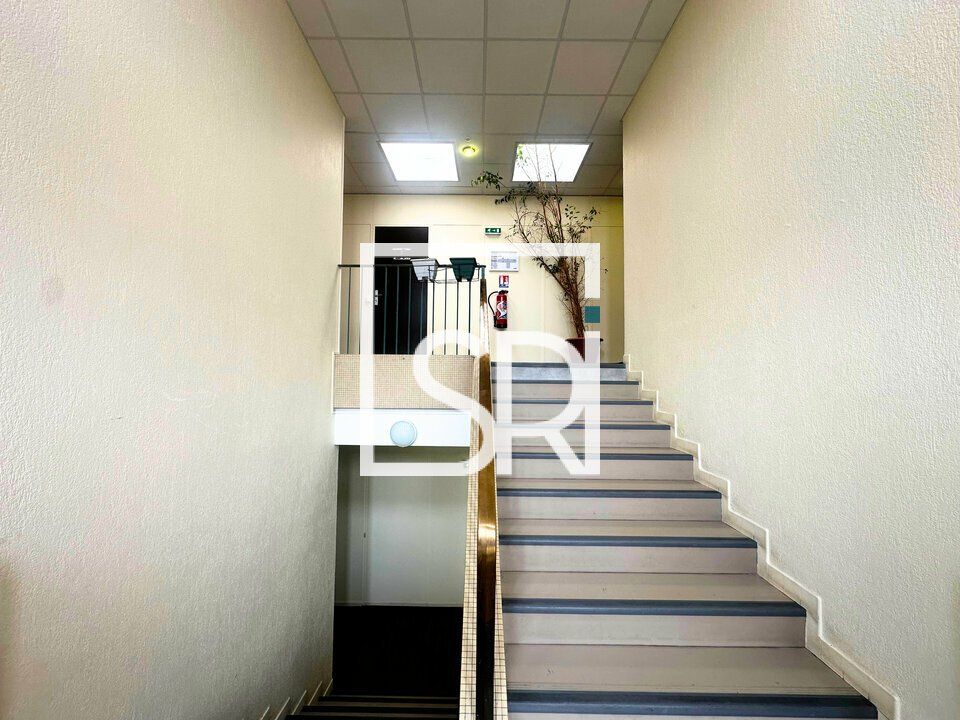 Location bureaux 26.31 m² non divisibles