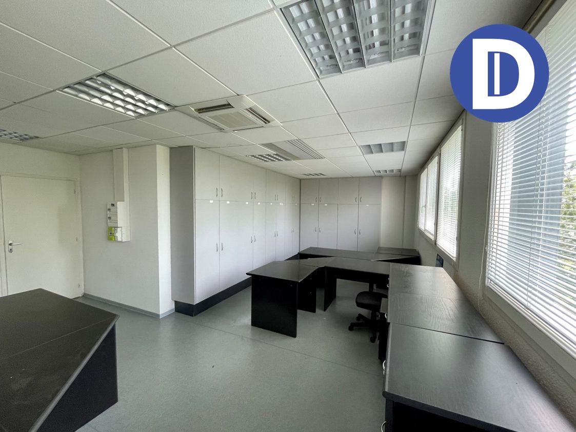 Location bureaux 49.00 m² non divisibles