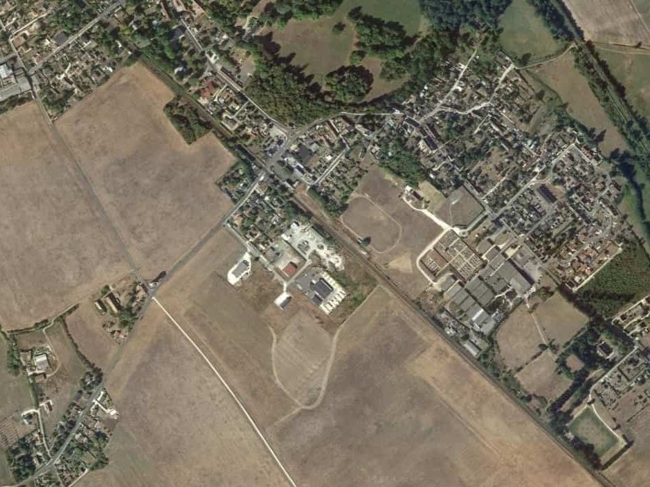 Vente terrain 40000 m² non divisibles