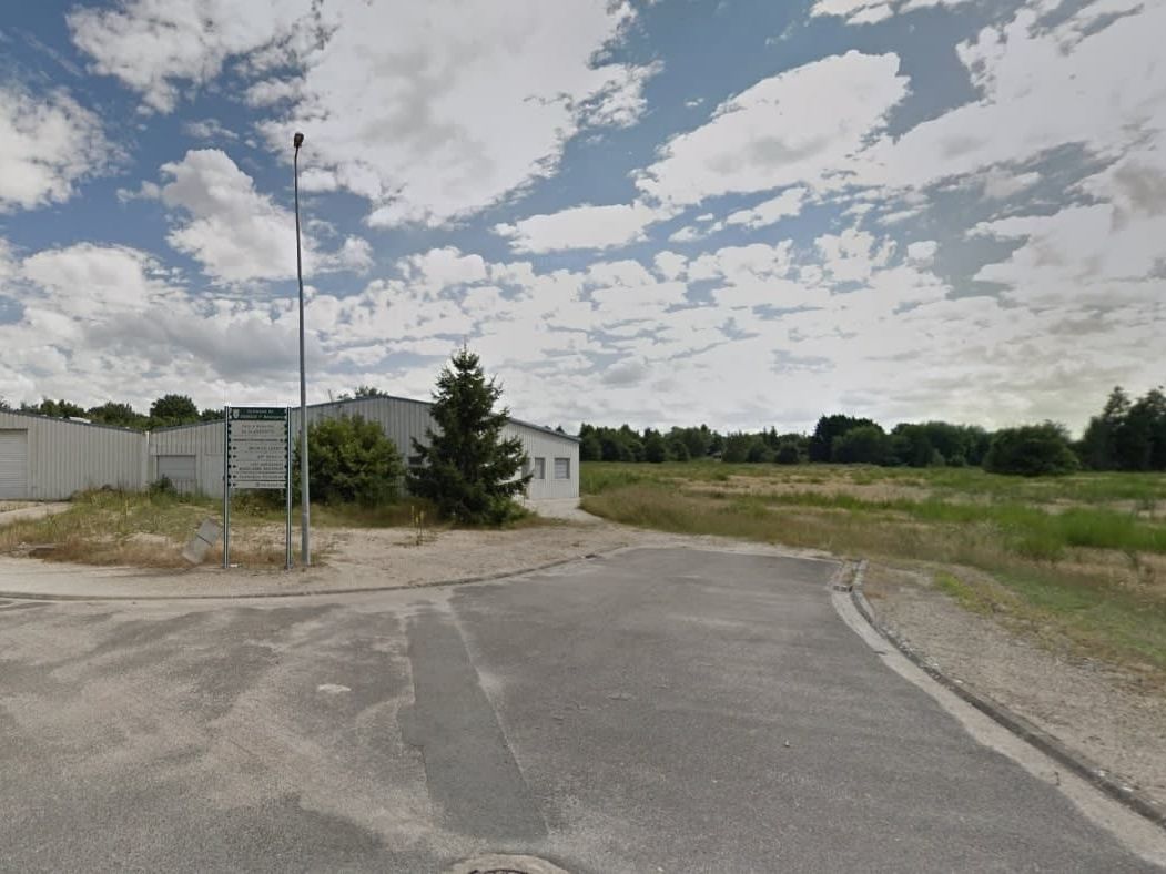 Vente terrain 30000 m² non divisibles