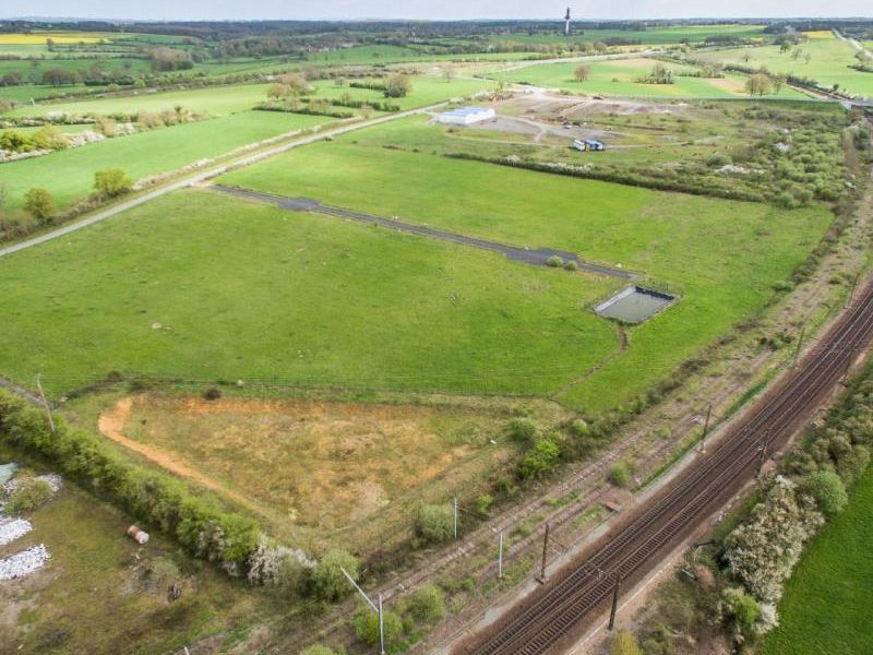 Vente terrain 58000 m² divisibles à partir de 2500 m²