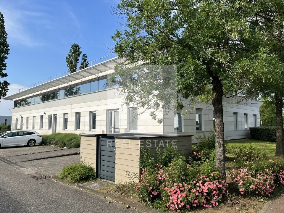 Location bureaux 342.43 m² divisibles à partir de 60 m²