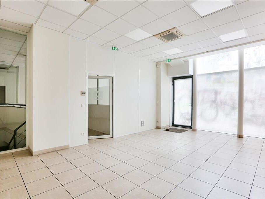 Location Bureaux 109 m² non divisibles