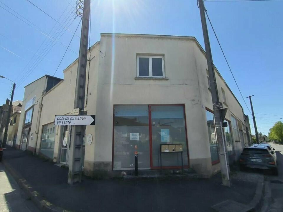 Location bureaux 218 m² non divisibles