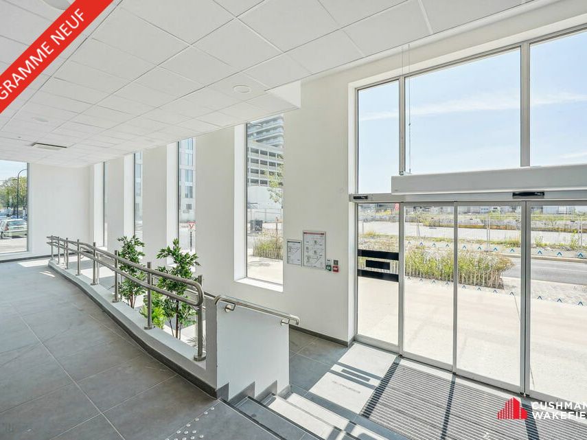 3545.73 m² pour ce bureaux en location à Bordeaux