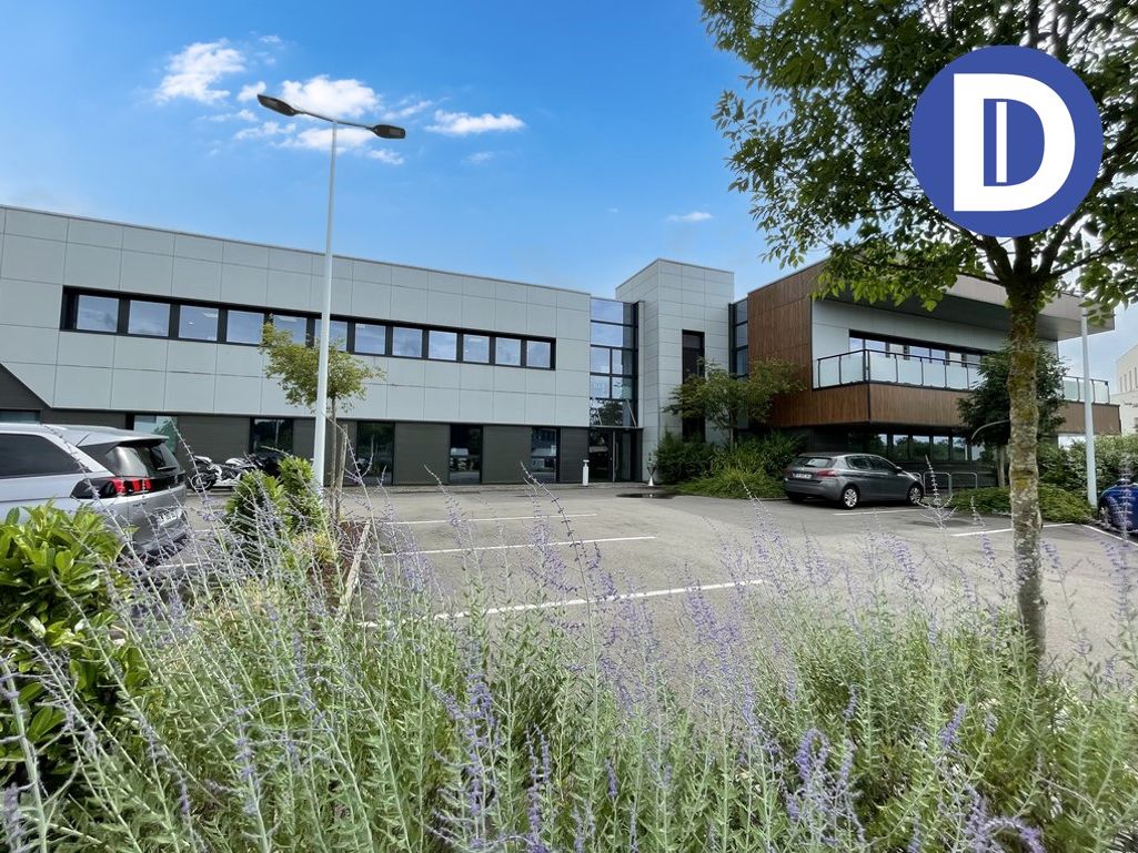 Location bureaux 300.00 m² non divisibles