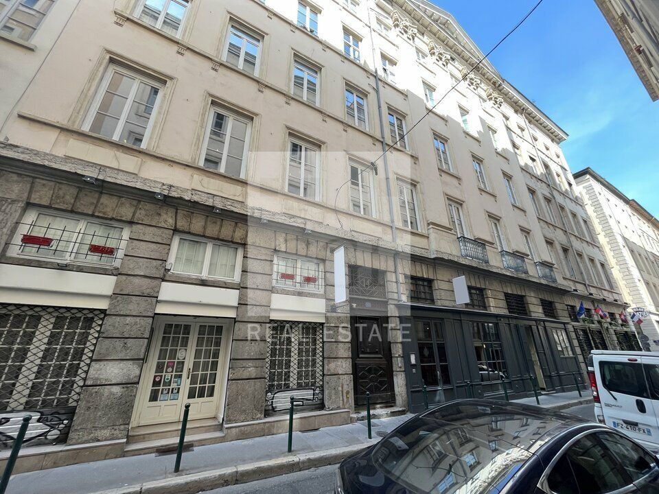 Location bureaux 176 m² non divisibles
