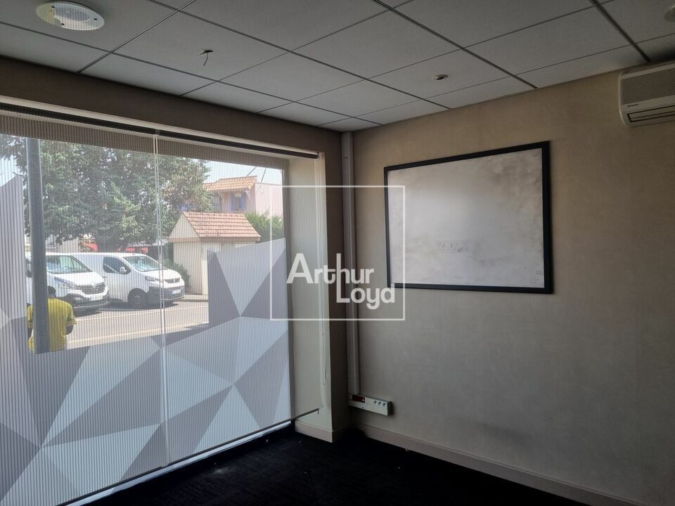 Belle surface ! Boutique à louer