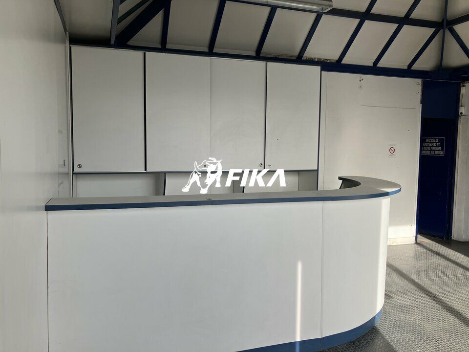 Local d'activités à louer à (33310) Lormont