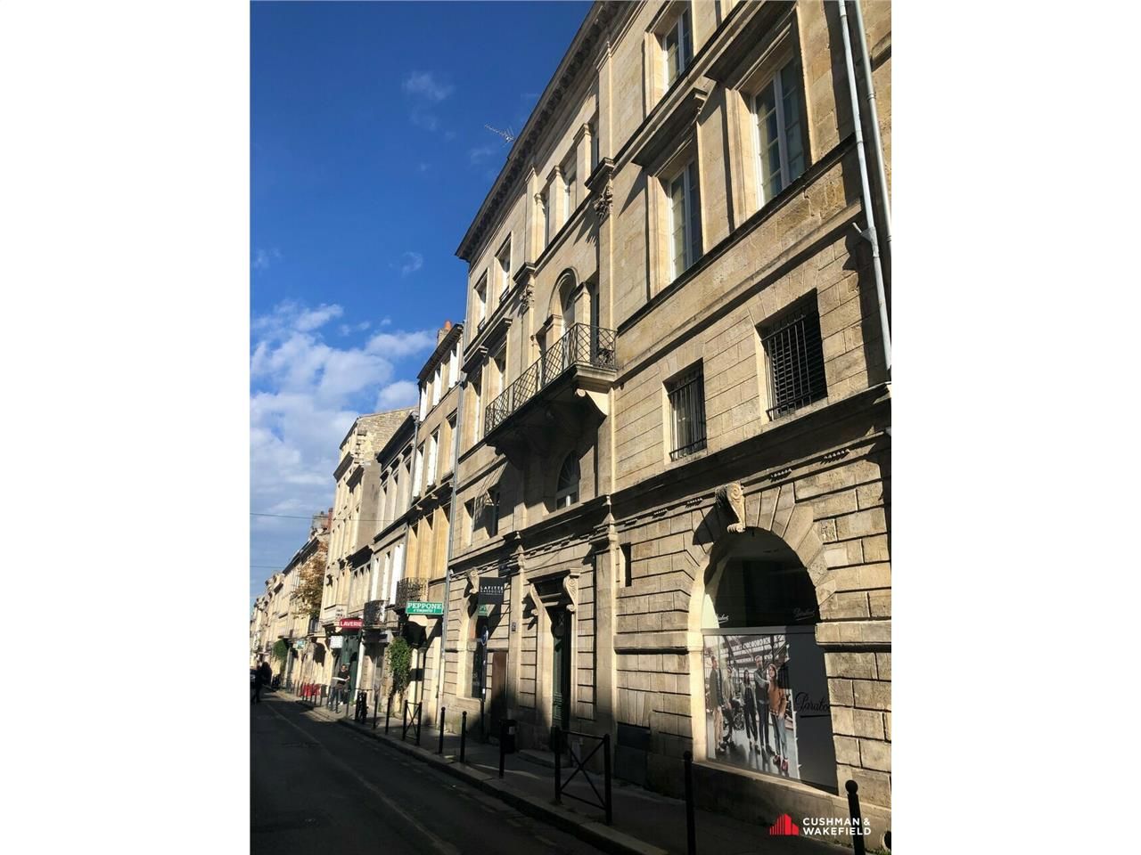 Location bureaux 120 m² non divisibles