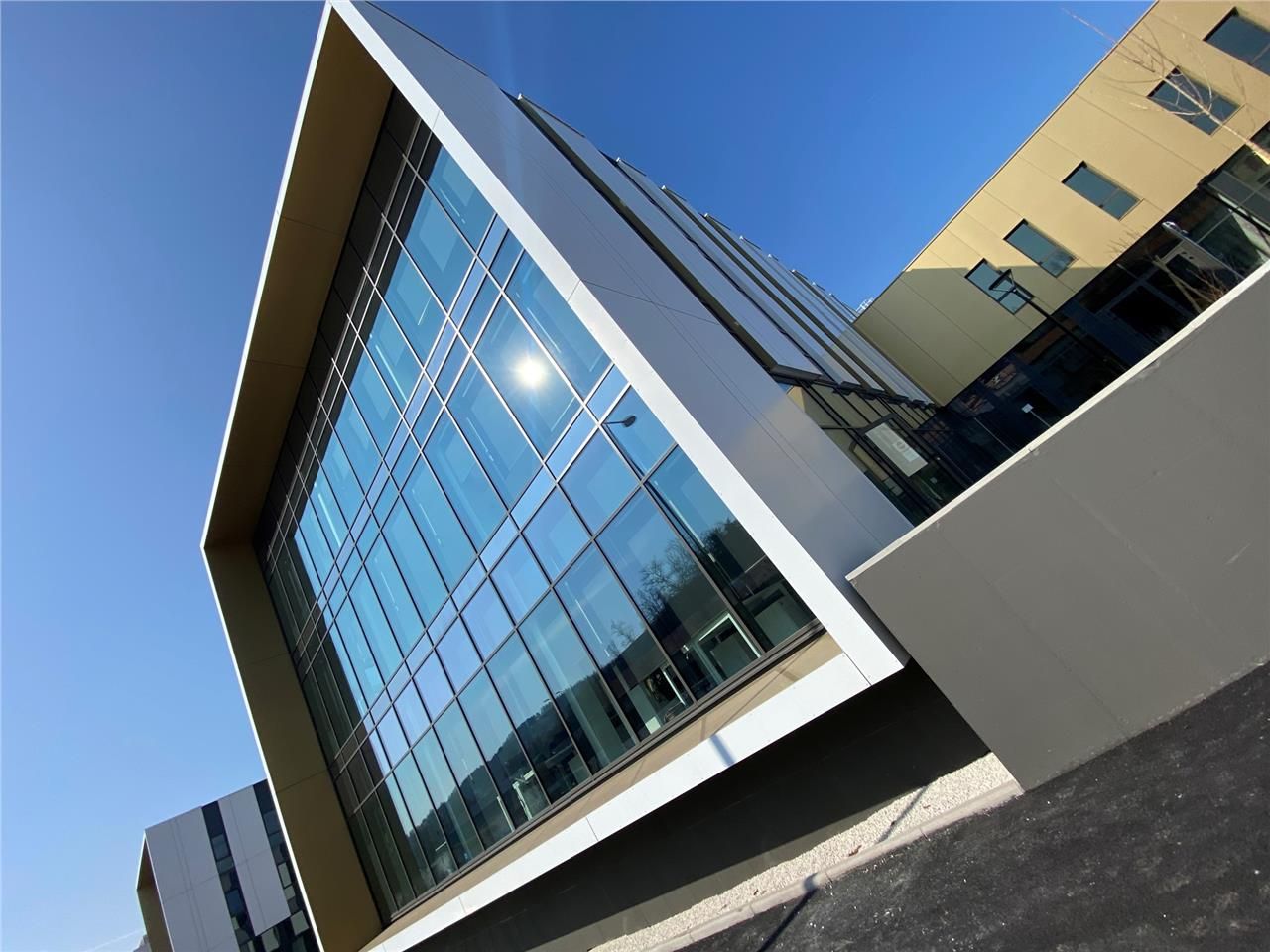 Saint-Etienne Chateaucreux Montat - On the top floor of a ne